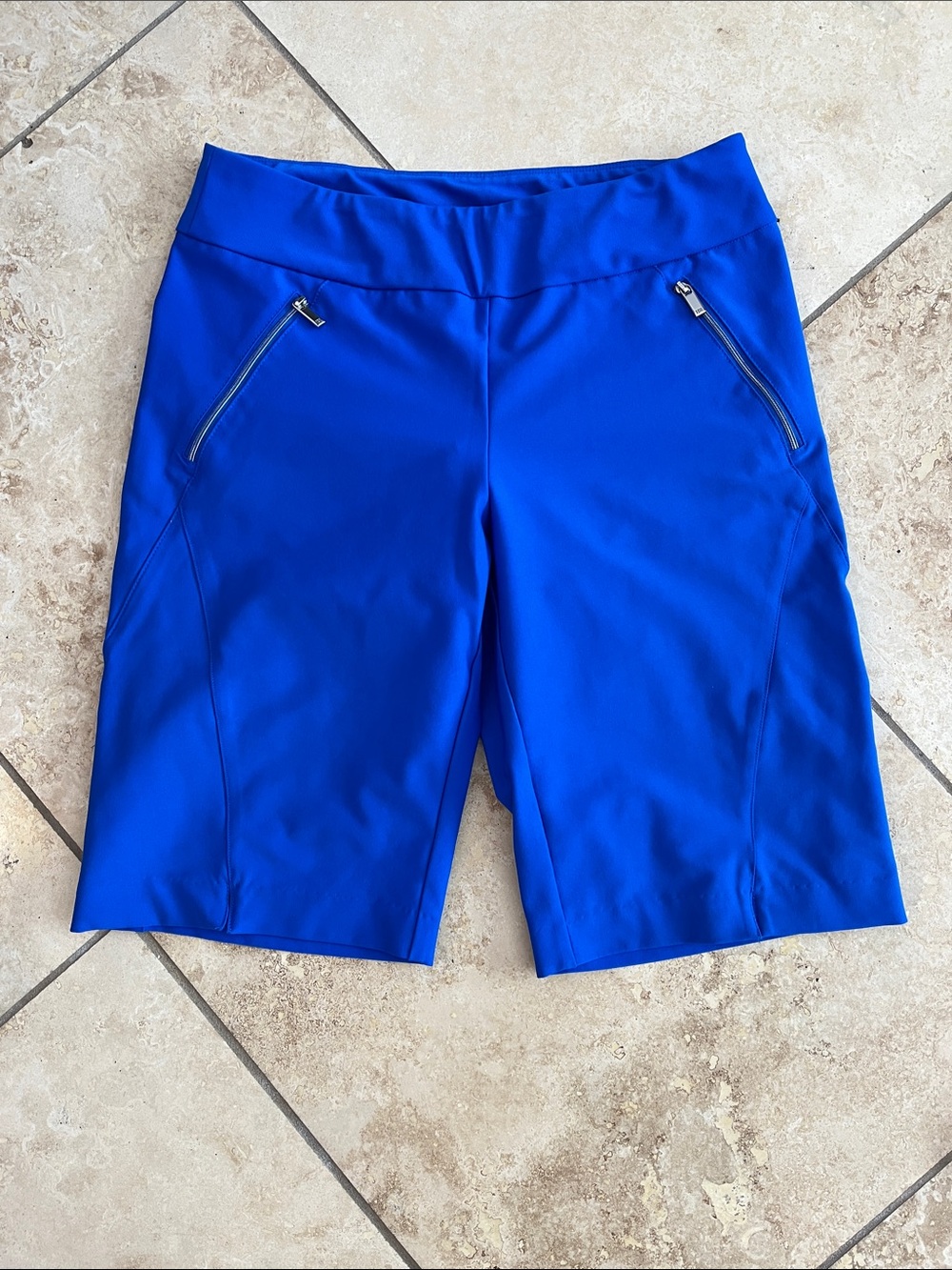 Tail Blue Knee-Length Active Shorts S/M